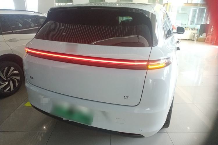 Used Li Auto L7 2023 Air model Rear Right 45 Deg