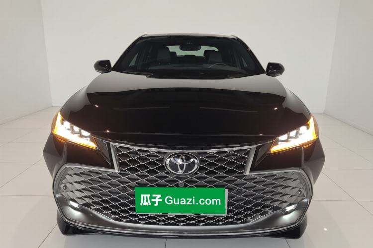 Used Toyota Avalon 2024 Dual-Engine 2.5L XLE Premium Edition
