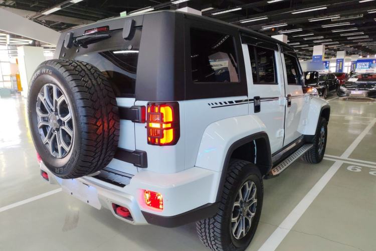 Used BAIC Off-Road BJ40 2024 2.0T Urban Hunter Honor Edition