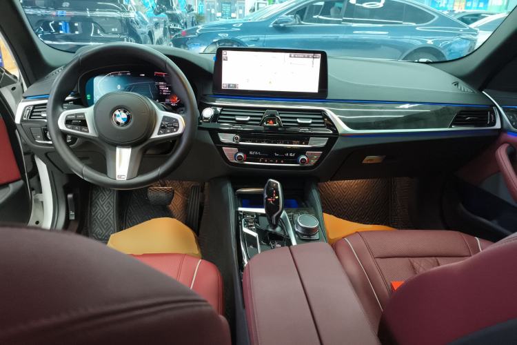 Used BMW 5 Series 2021 Facelifted 525Li M Sport Package
