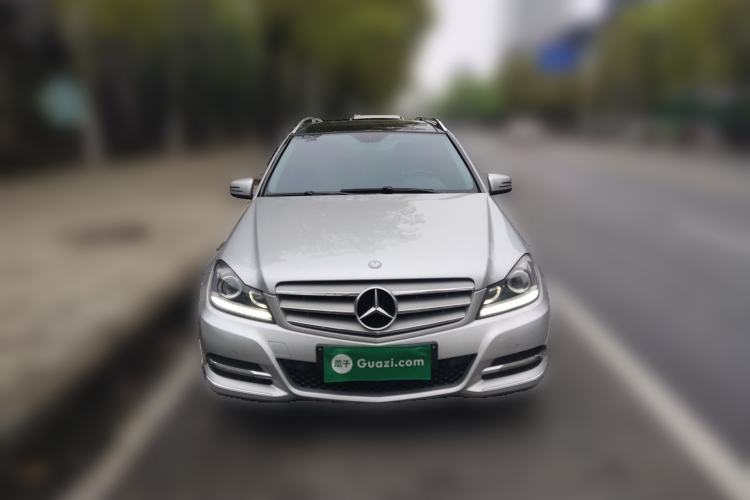 Used Mercedes-Benz C-Class 2011 C 200 Fashion Travel Edition Front