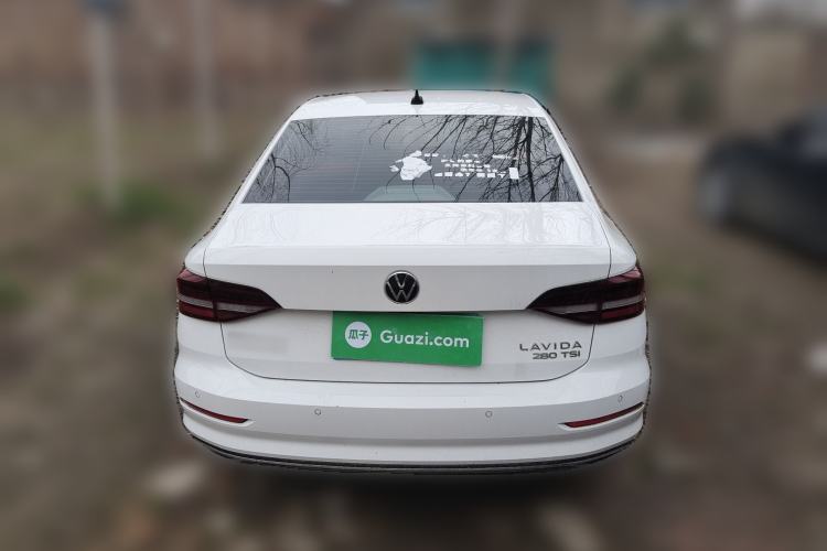 Used Volkswagen Lavida 2021 1.5L Automatic Comfort Edition
