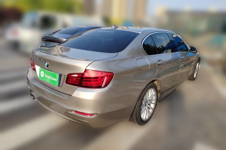 Used BMW 5 Series 2017 525Li Luxury Design Package Rear Right 45 Deg