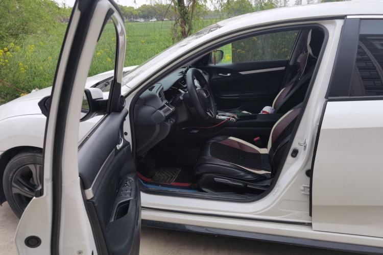 Used Honda Civic 2019 220TURBO CVT Dynamic Edition China VI Emission Standard Driver Seat