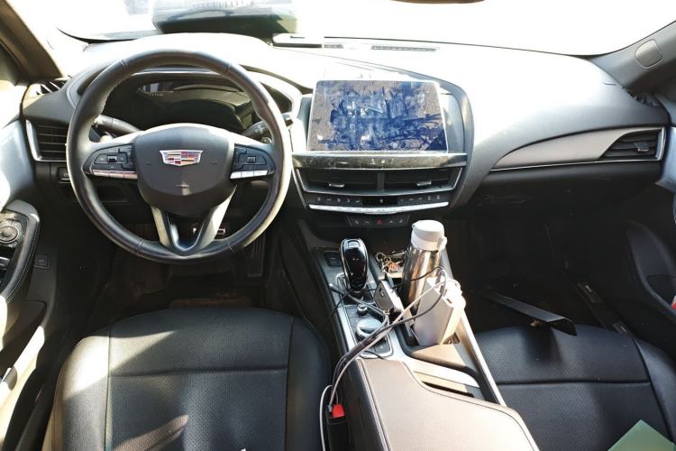 Used Cadillac CT5 2023 28T Prestige Model Center Console