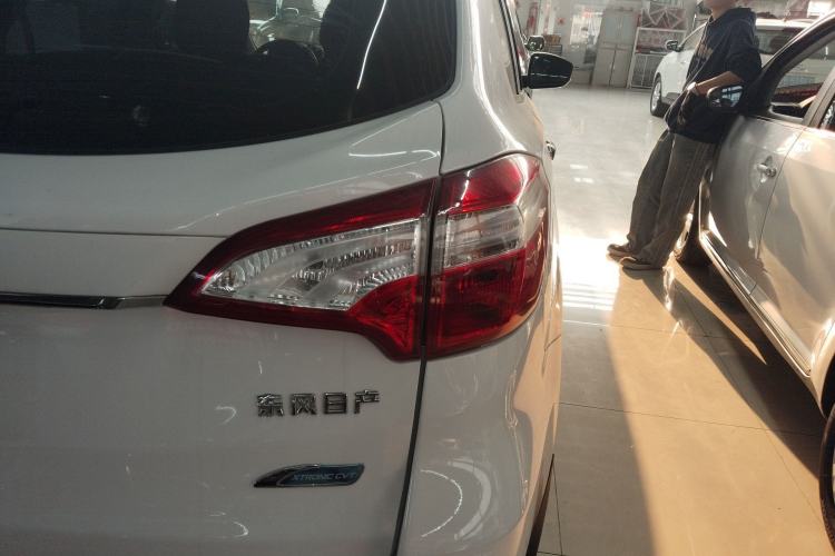 Used Venucia T70 2015 2.0L CVT Smart Choice Edition Right Rear Taillight