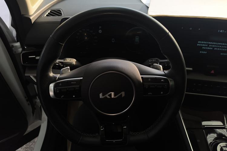 Used Kia Sportage (Chinese Domestic Model) 2023 2.0T Two-Wheel-Drive Prestige Edition
