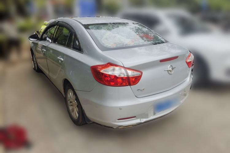 Used Haima M6 2015 1.5T Manual Luxury Model
