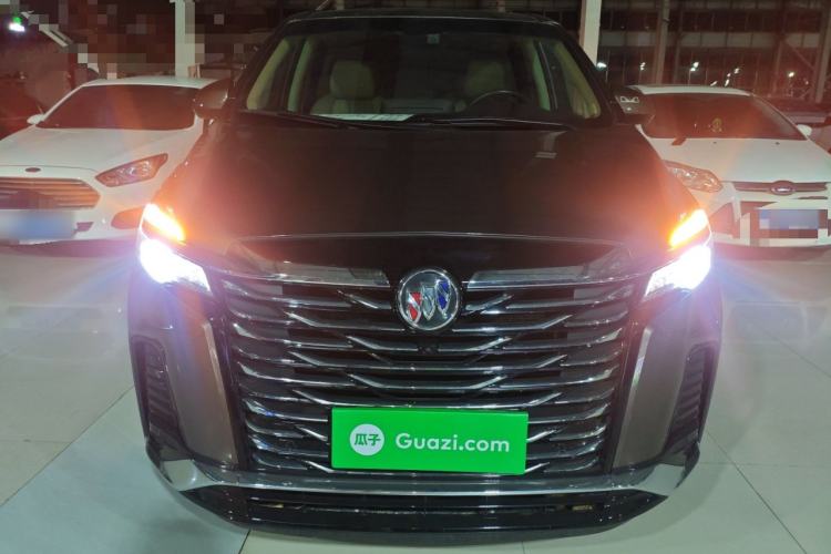 Used Buick GL8 2023 Land Executive Class Deluxe Model