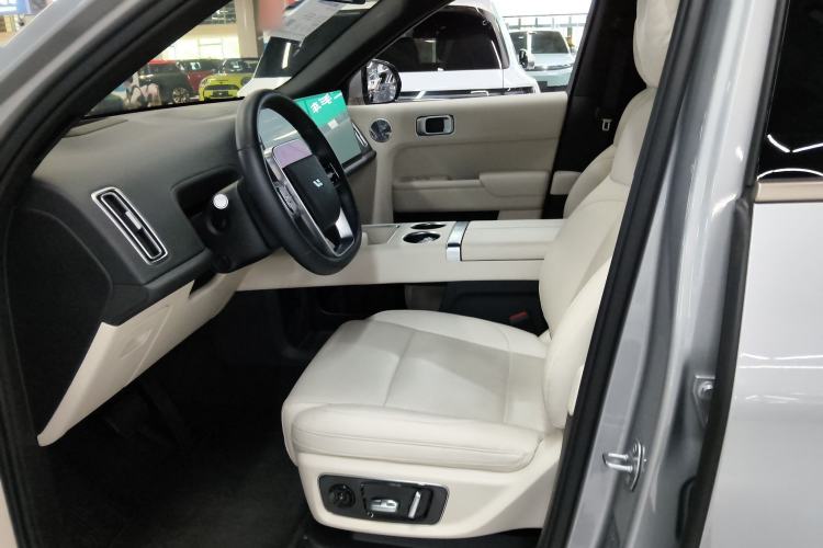 Used Li Auto L9 2025 Ultra Smart Refreshed Edition
