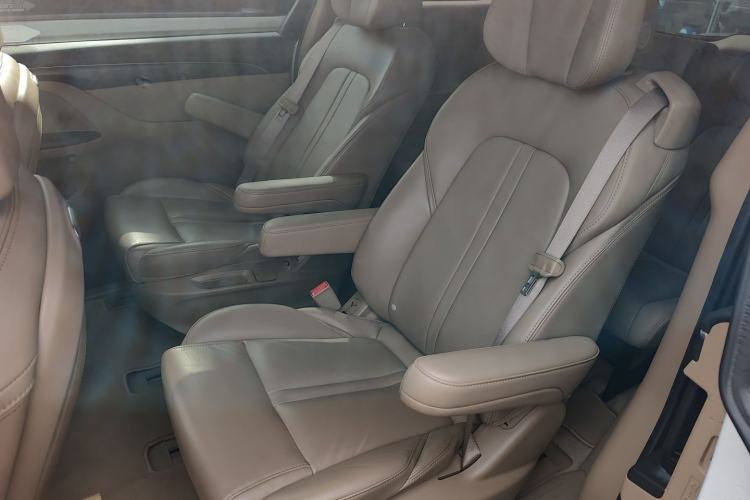 Used Buick GL8 2020 ES Land Cruiser 653T Luxury Edition
