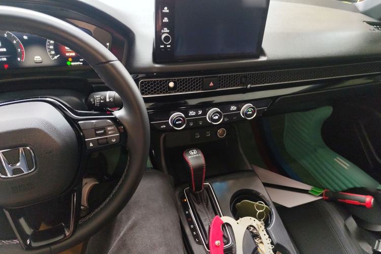 Used Honda Civic 2025 240TURBO CVT SmartFun Pro