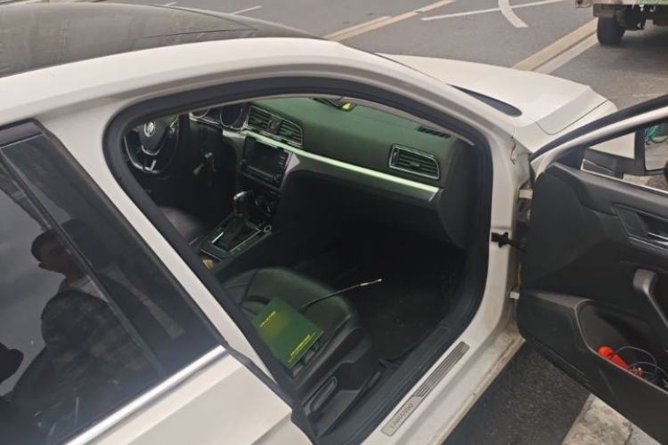 Used Volkswagen Lamando 2017 280TSI DSG Comfort Edition Exterior 5