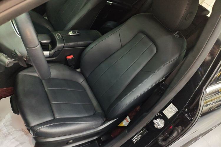 Used Mercedes-Benz GLB 2021 GLB 200 Fashion Model