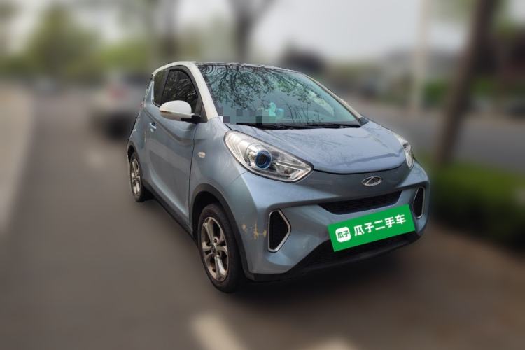 Used Chery QQ Little Ant 2018 400 4-Seater Smart Edition Front Right 45 Deg