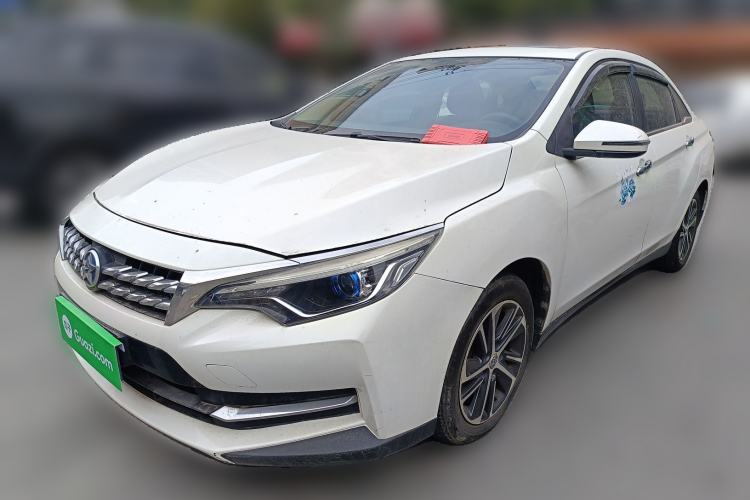 Used Venucia D60 2018 1.6L Manual Smart Connect Elite Edition