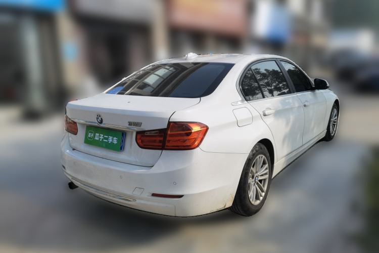 Used BMW 3 Series 2015 316Li Fashion Model
