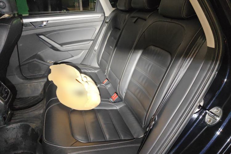 Used Volkswagen Passat 2017 330TSI DSG Luxury Edition
