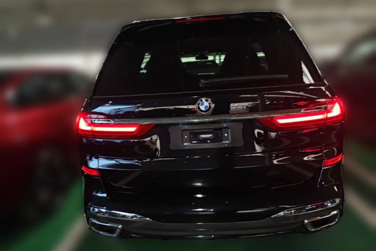 Used BMW X7 2021 xDrive40i Luxury M Sport Package Rear