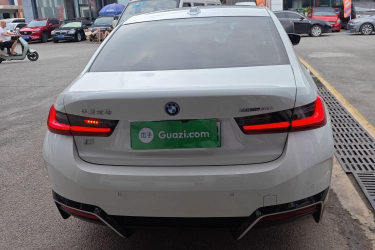 Used BMW i3 2022 eDrive 35 L
