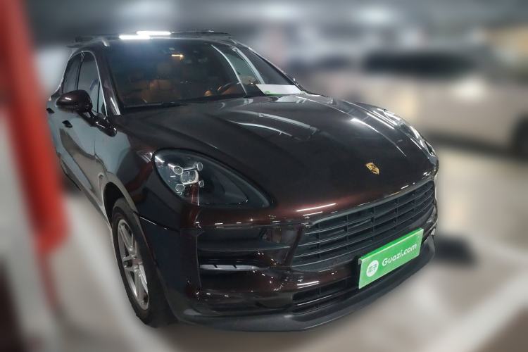 Used Porsche Macan 2020 Macan 2.0T Front Right 45 Deg