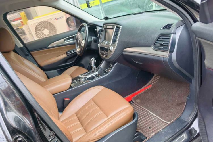 Used Changan CS95 2018 2.0T Four-Wheel Drive Glory Edition