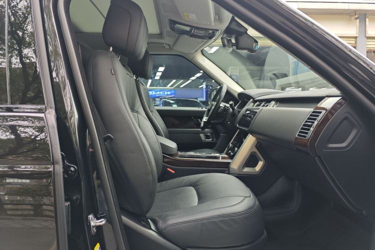 Used Land Rover Range Rover 2021 3.0 L6 Century Extended Classic Edition