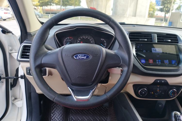 Used Ford Escort 2017 Revised Version 1.5L Manual Comfort Edition Steering Wheel