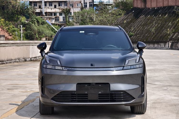 Used Lynk & Co 08 EM-P 2023 245km Ultra-Long Range Halo
