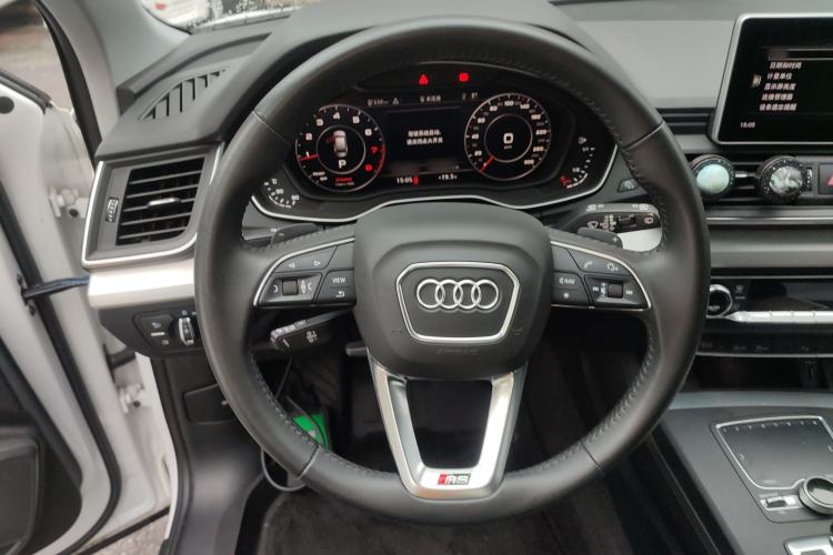 Used Audi Q5L 2020 Updated 40 TFSI Prestige Fashion Edition Steering Wheel
