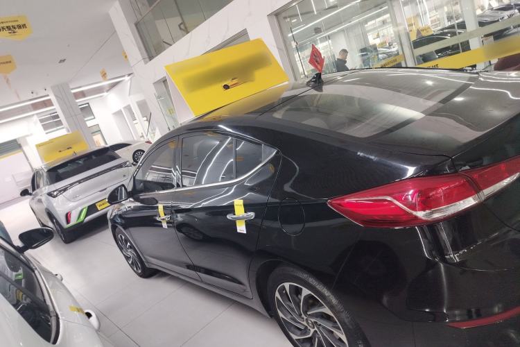 Used Hyundai Elantra (6th Generation / Lingdong) 2019 1.5L CVT Smart & Luxurious Trim Left Side