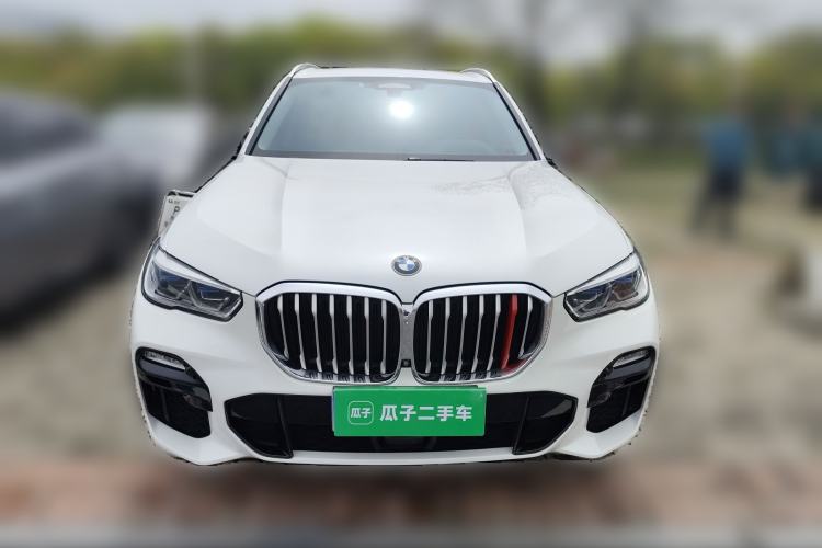 Used BMW X5 2019 xDrive40i Luxury Model with M Sport Package
