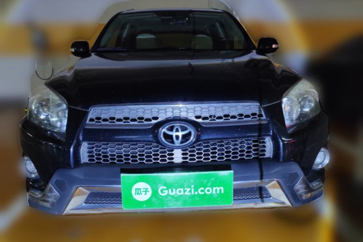 Used Toyota RAV4 2012 Luxurious Edition 2.0L Automatic All-Wheel Drive