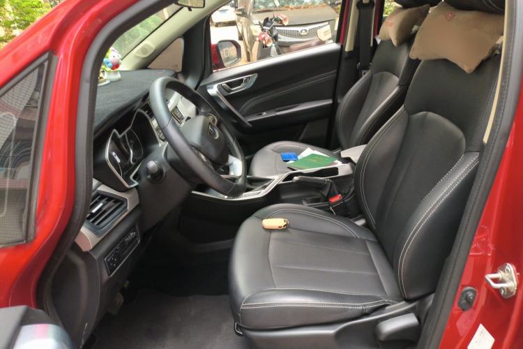 Used Geely Auto Vision X3 2019 Upgraded Model 1.5L CVT Elite Version Left Front Seat