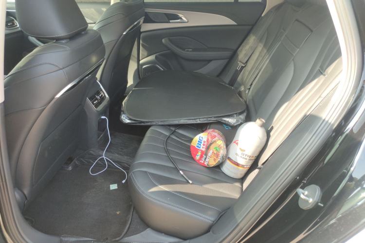 Used Hongqi H5 2024 2.0T Automatic Smart Connect Flagship Edition
