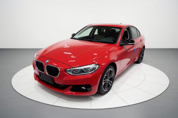 Used BMW 1 Series 2018 118i Sport Edition Front Left 45 Deg