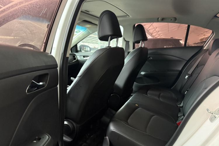 Used Chevrolet Cavalier 2019 320 Automatic Xinyue Edition Interior 3