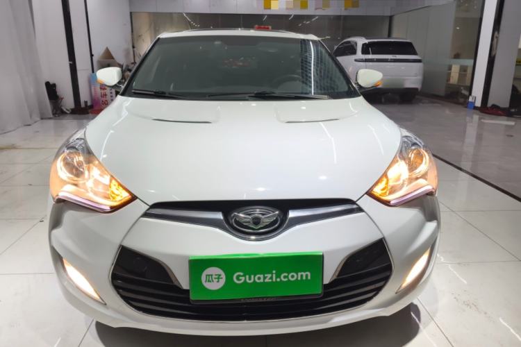 Used Hyundai Veloster 2011 1.6L Automatic Luxury Edition Front