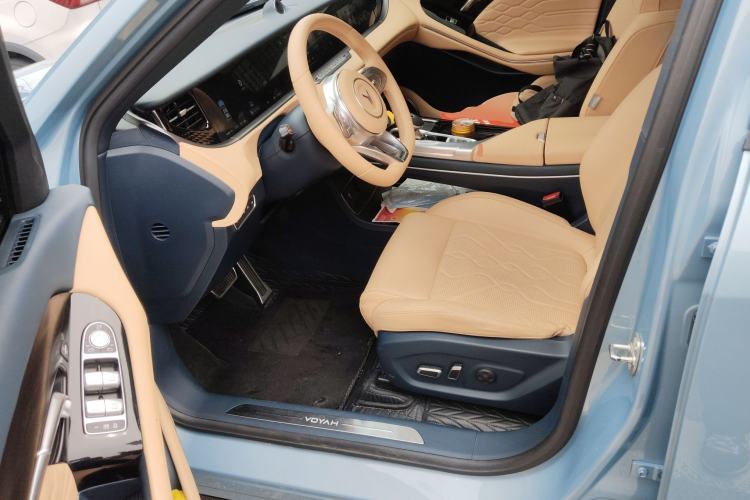 Used VOYAH FREE 2021 Four-Wheel Drive Standard Range-Extended Exclusive Luxury Package