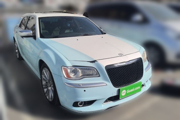 Used Chrysler 300C 2013 3.6L Prestige Edition
