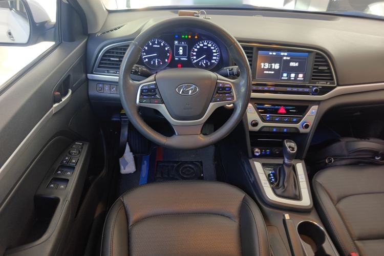 Used Hyundai Elantra (6th Generation / Lingdong) 2016 1.6L Automatic ZhiXuan · Luxury Version
