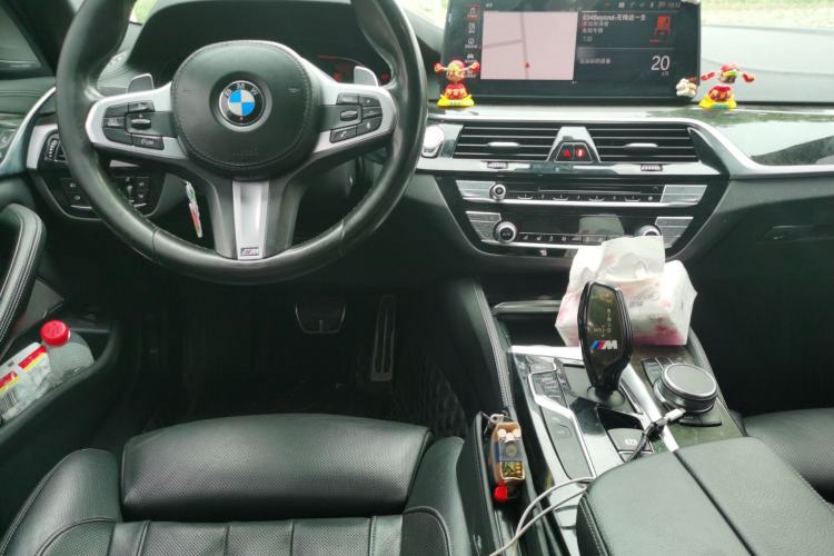 Used BMW 5 Series 2018 Facelifted 530Li xDrive M Sport Package
