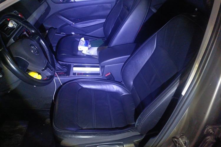 Used Volkswagen Passat 2011 1.8 TSI DSG Prestige Edition Left Front Seat