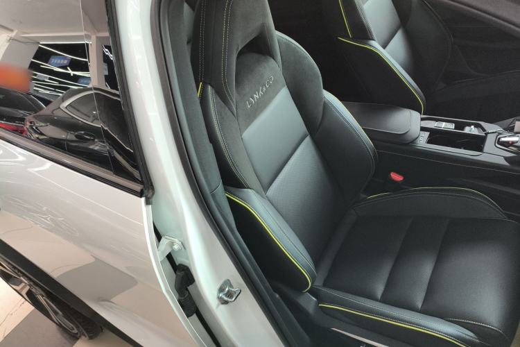 Used Lynk & Co 06 2023 Remix 1.5T Dynamic Halo
