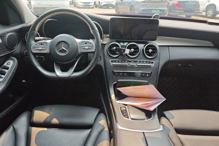 Used Mercedes-Benz C-Class 2021 C 260 L Sport Edition Center Console