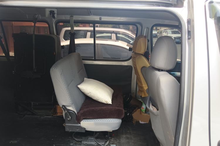 Used Jinbei Grace 2016 2.0L Express Utility Model Left Rear Seat