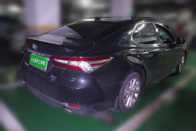 Used Toyota Camry 2021 2.0G Luxury Edition

