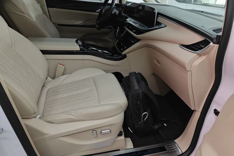 Used Buick GL8 2023 ES Lu Zun Luxury Model