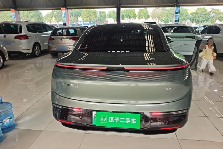 Used Zeekr 007 2025 Long-Range All-Wheel-Drive Intelligent Driving Version 100 kWh