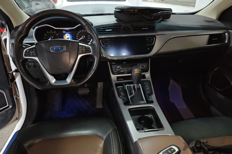 Used Geely Auto Emgrand GL 2019 1.4T CVT Prestige Smart Edition Center Console